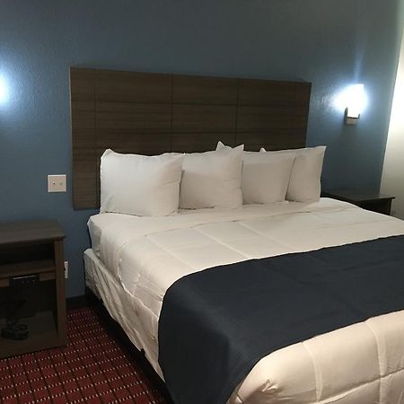 Americas Best Value Inn Decatur Exterior photo